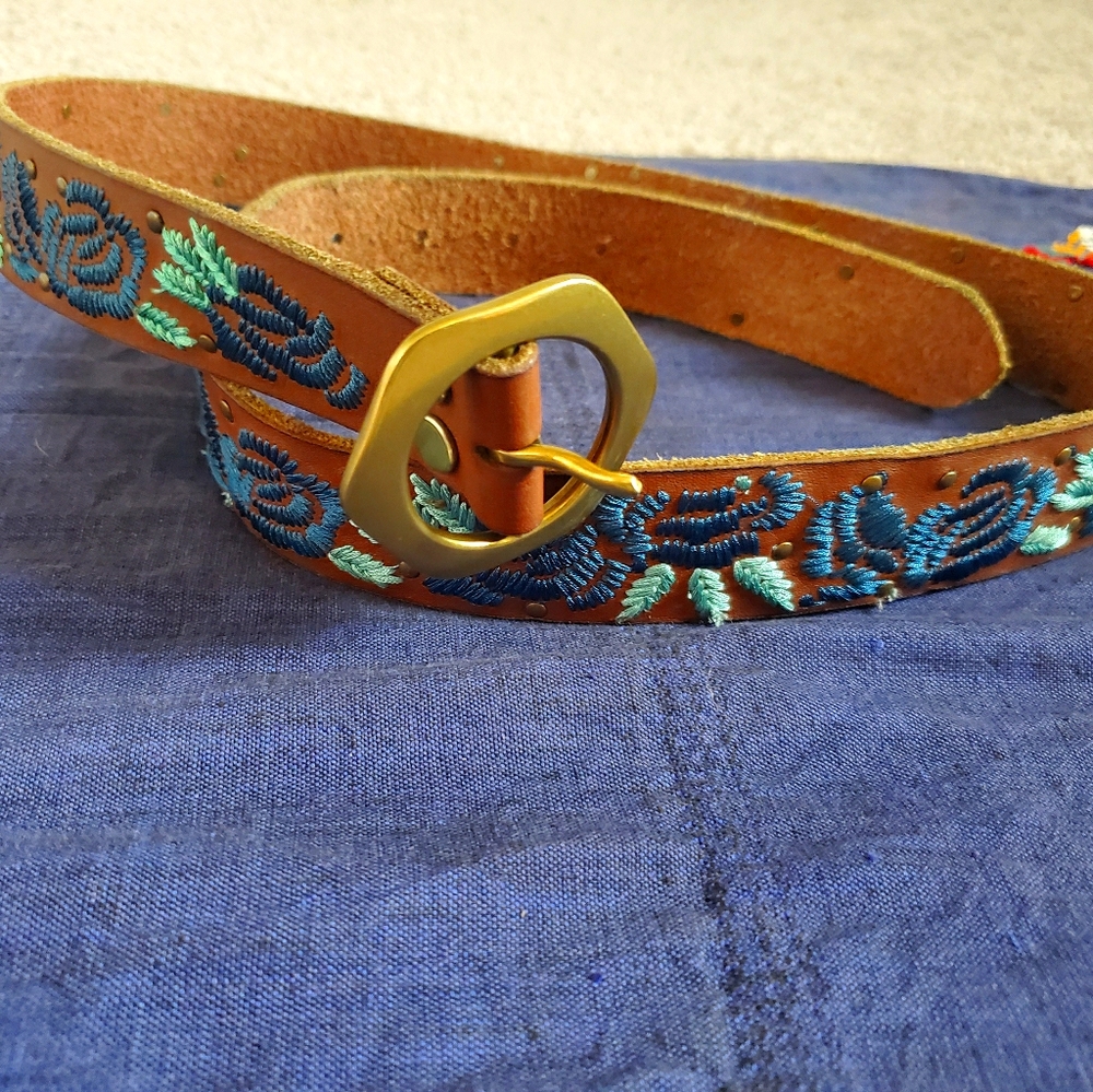 Lucky Brand Embroidered Leather Belt